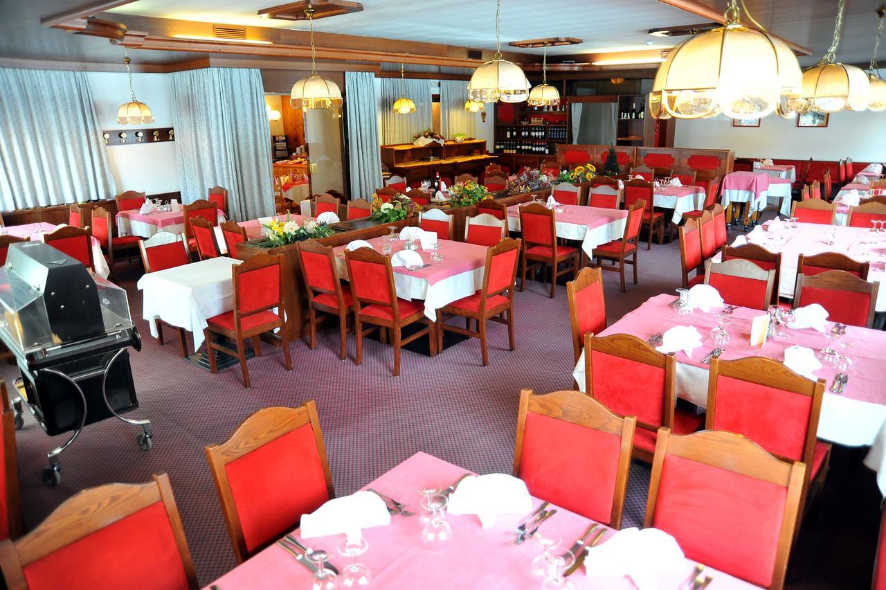Hotel Nazionale Bormio Esterno foto