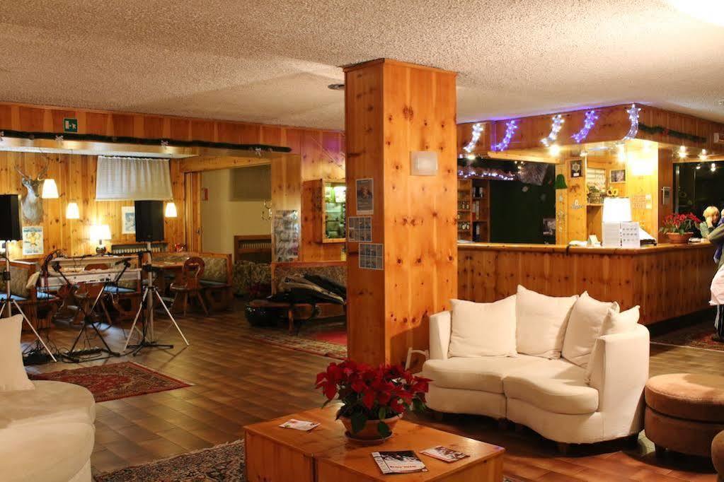 Hotel Nazionale Bormio Esterno foto